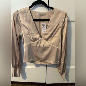 NWT Abercrombie Silk Blouse size S tan/ cream color